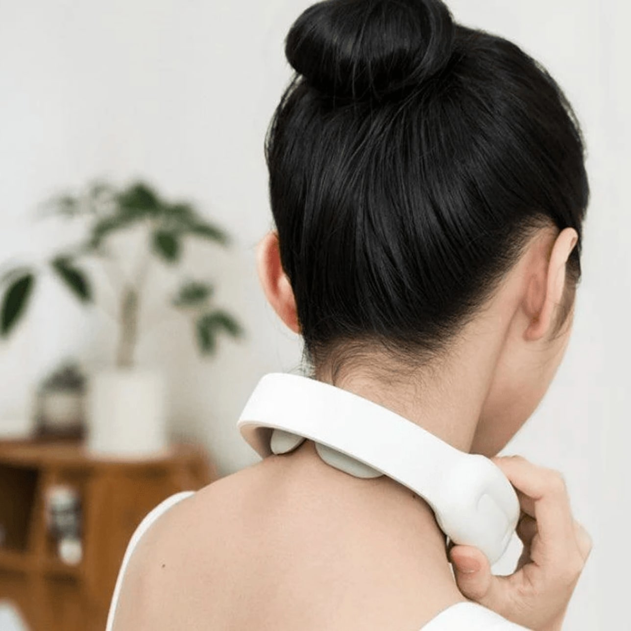 Fernbedienbarer Nacken- und Schultermassagegerät".